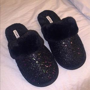 Torrid Black Faux Fur & Glitter Slippers